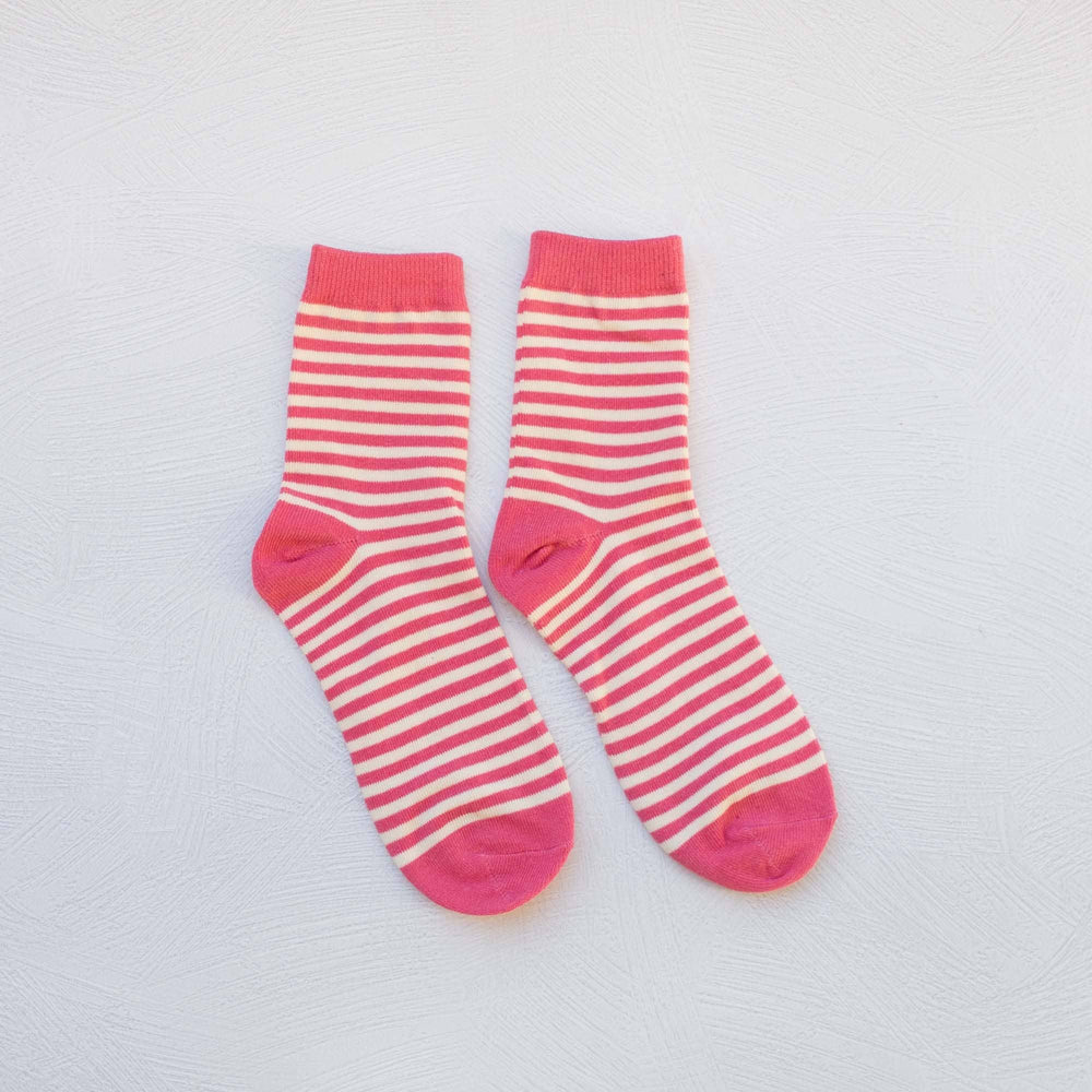 Thin Stripe Casual Socks