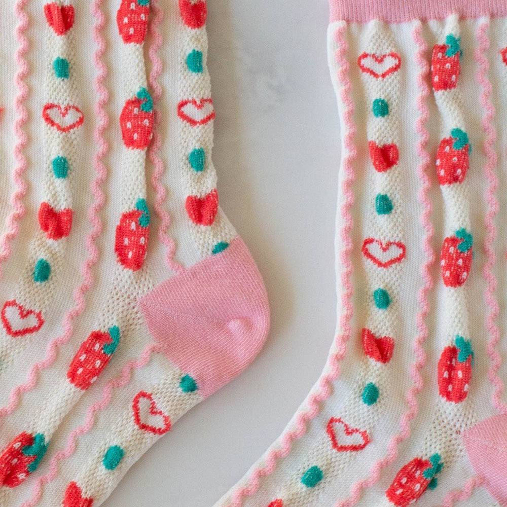 Retro Strawberry Casual Socks